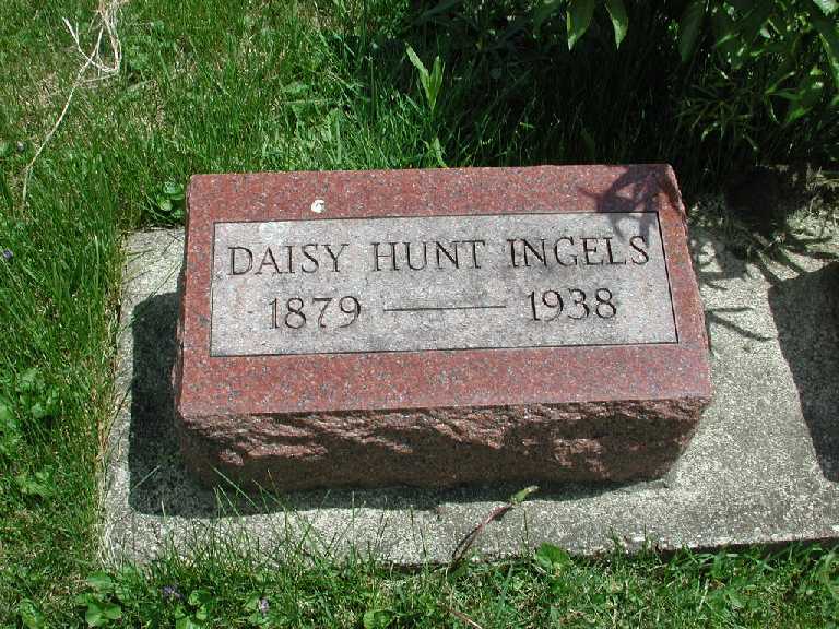 Hunt, Daisy